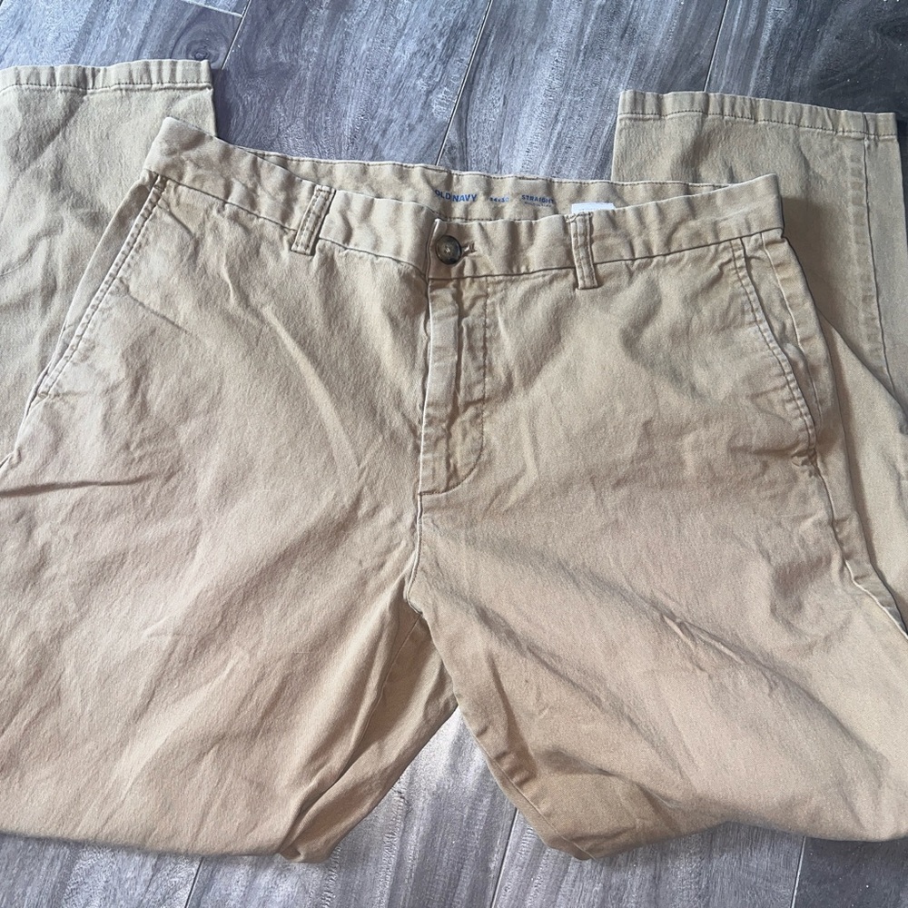 Old Navy Men's Khaki Chinos